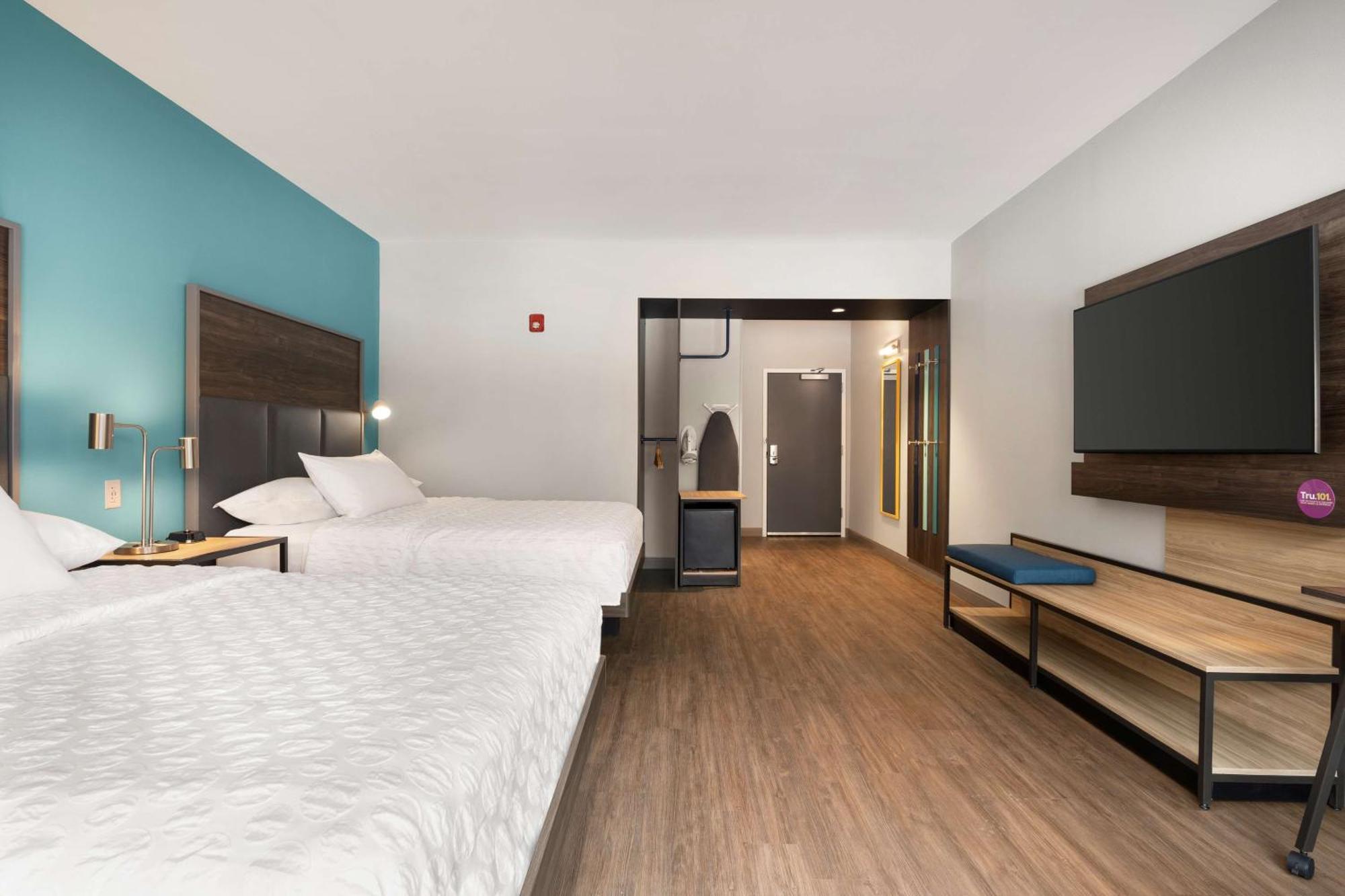 Hotel Tru By Hilton Albany Airport, Ny à Latham Extérieur photo